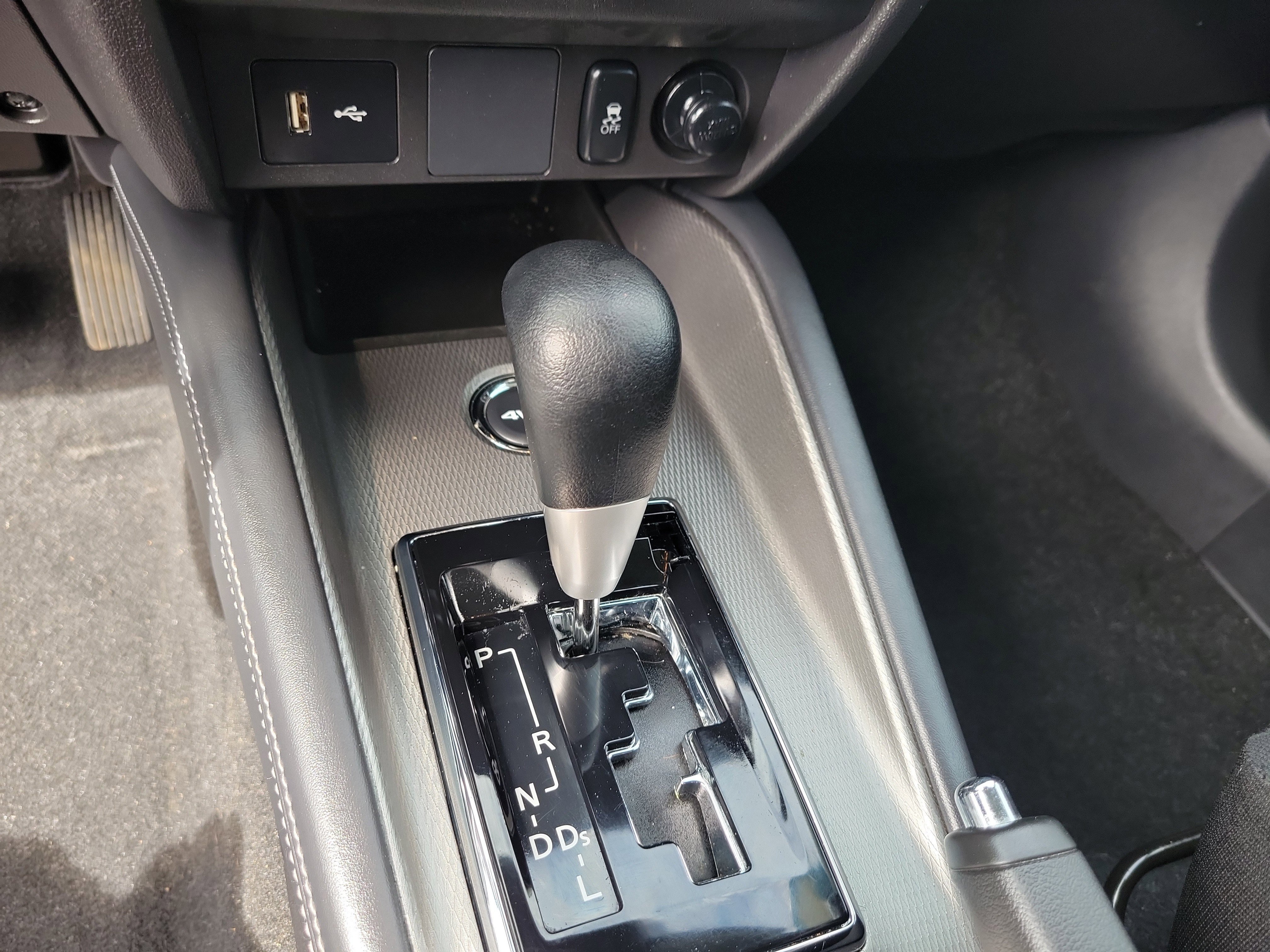 Used 2024 Mitsubishi Outlander Sport AWD image 27