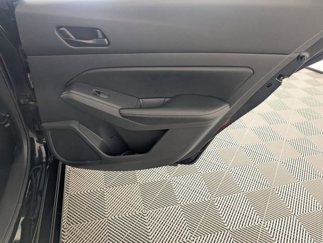Used 2024 Nissan Altima 2.5 SV FWD image 29