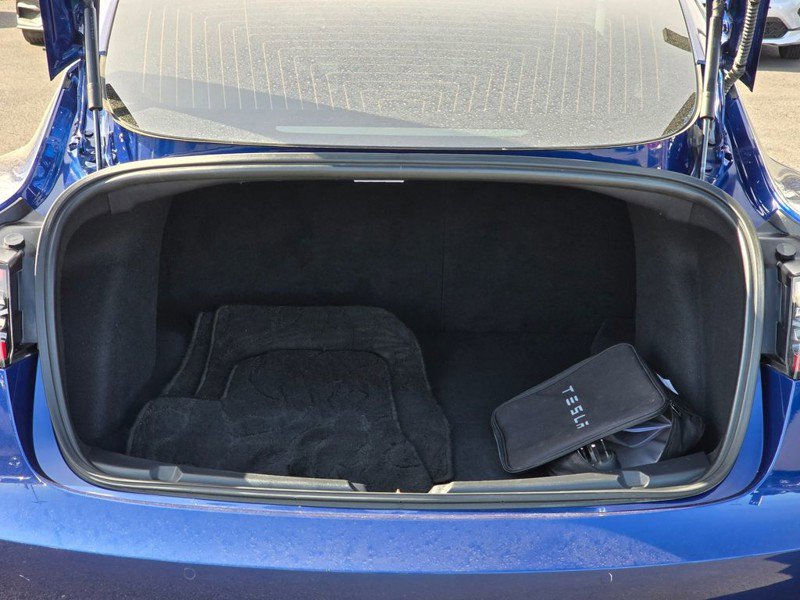Used 2020 Tesla Model 3 Standard Range RWD image 16