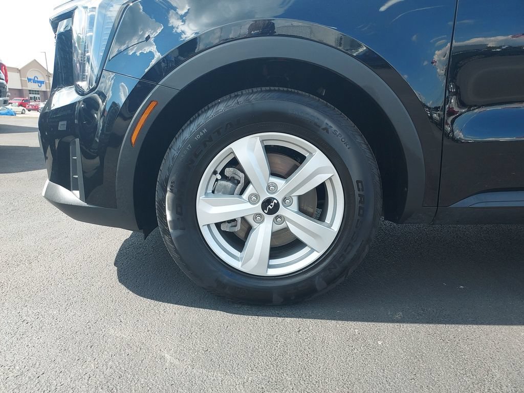 Used 2026 Kia Sorento LX FWD image 10