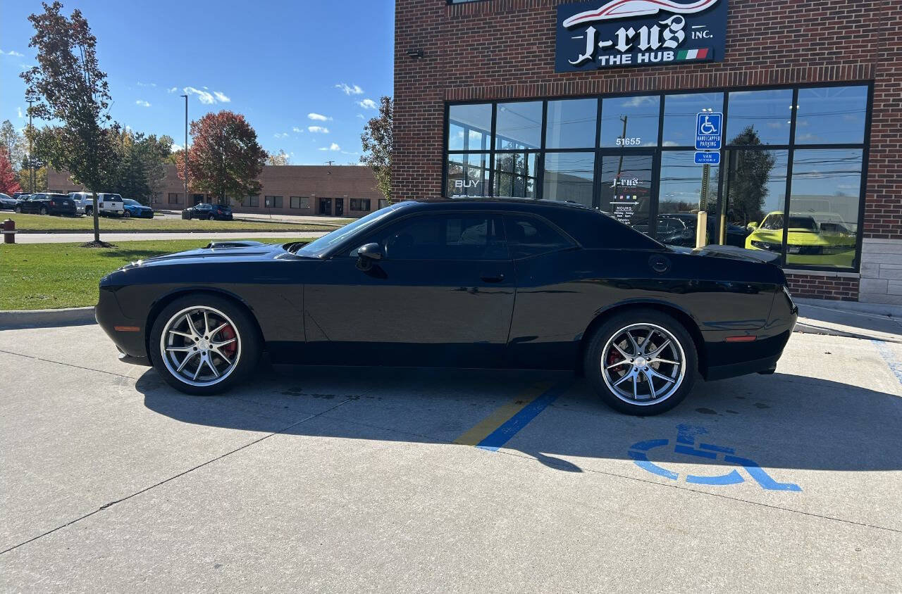 Used 2016 Dodge Challenger R/T image 10