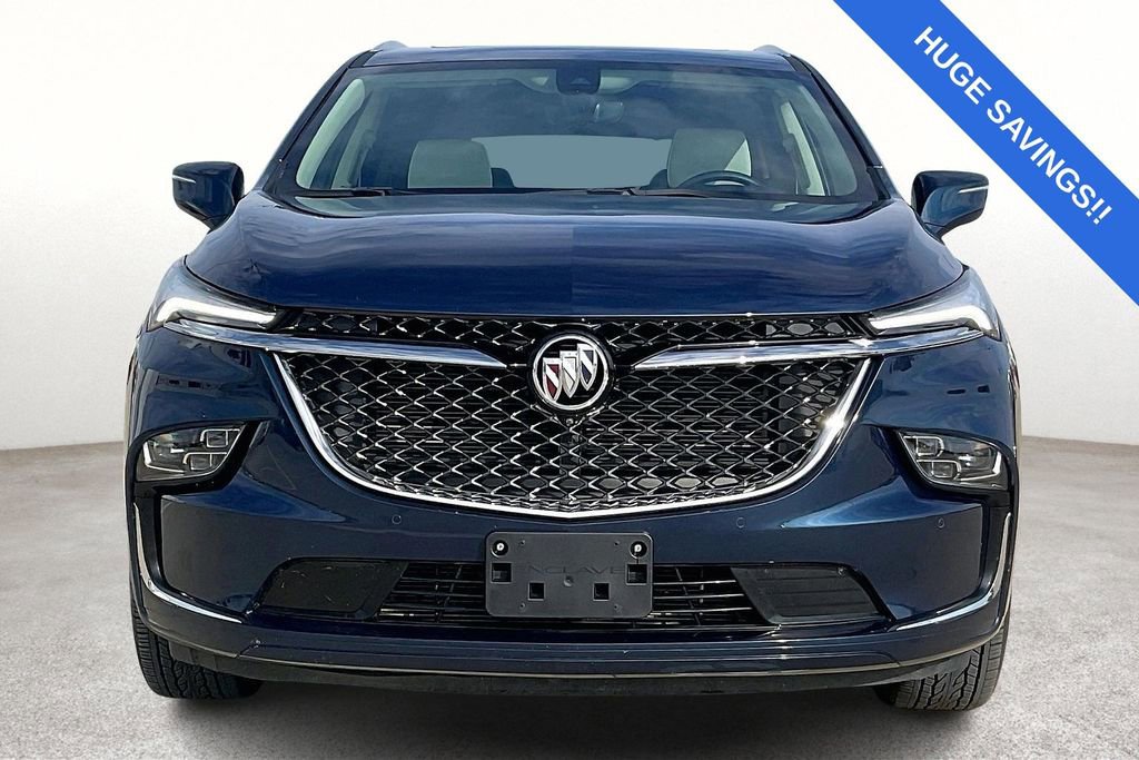 Used 2023 Buick Enclave Avenir w/ Avenir Technology Package image 5