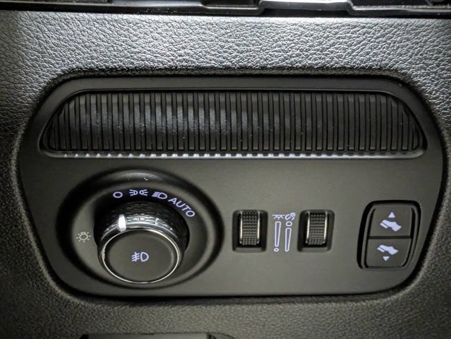 Used 2022 Jeep Wagoneer Series II AWD/4WD image 23