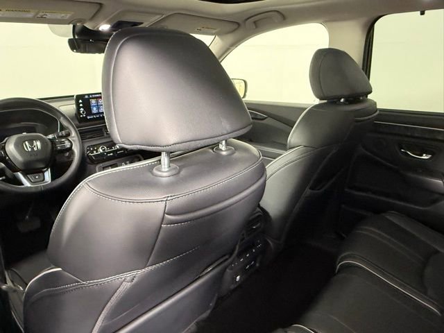 Used 2023 Honda Pilot Elite image 36