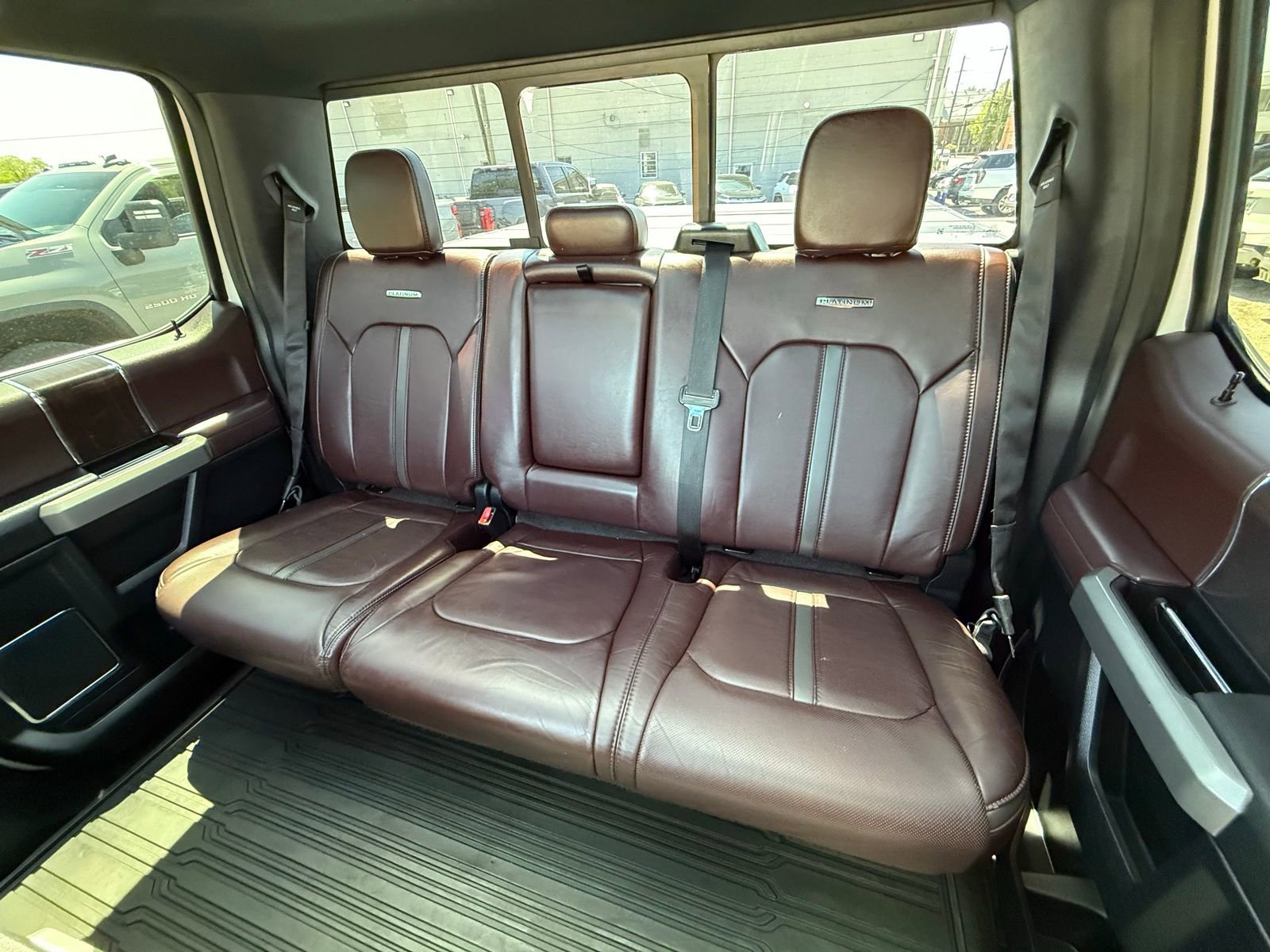 Used 2017 Ford F150 Platinum w/ Equipment Group 701A Luxury AWD/4WD image 16