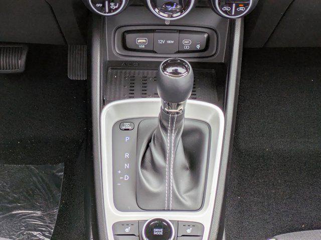 New 2025 Hyundai Venue Limited image 13