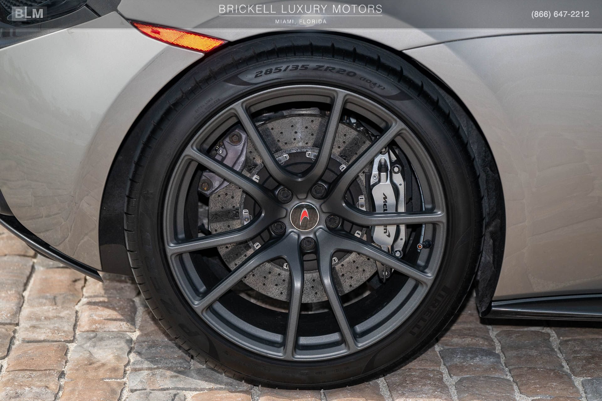 Used 2018 McLaren 570S Coupe RWD image 42