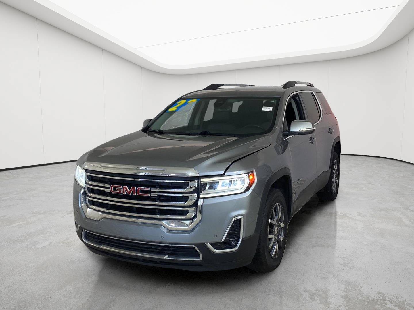 Certified 2023 GMC Acadia SLT w/ LPO, Floor Liner Package FWD image 3