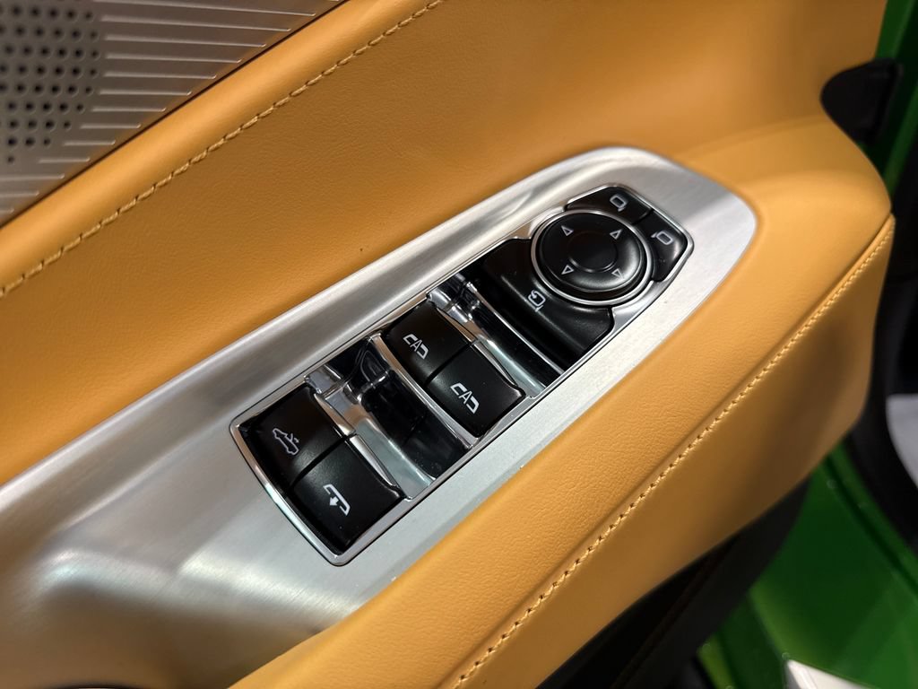 New 2026 Chevrolet Corvette Stingray Premium Conv w/ Z51 Performance Package RWD image 38