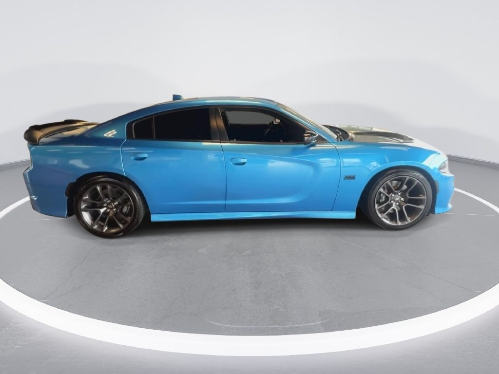 Used 2023 Dodge Charger Scat Pack w/ Technology Group RWD image 2
