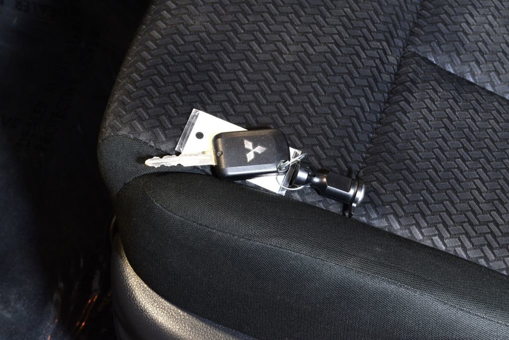 Used 2023 Mitsubishi Eclipse Cross LE image 39