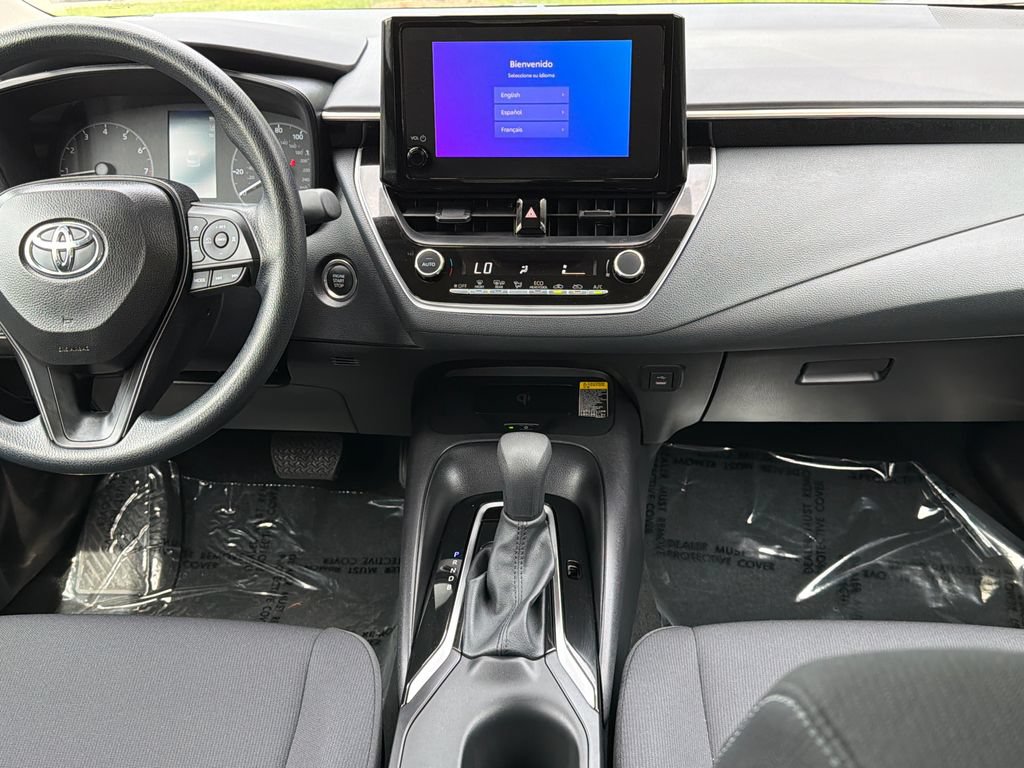 Used 2025 Toyota Corolla LE w/ LE Premium Package FWD image 14