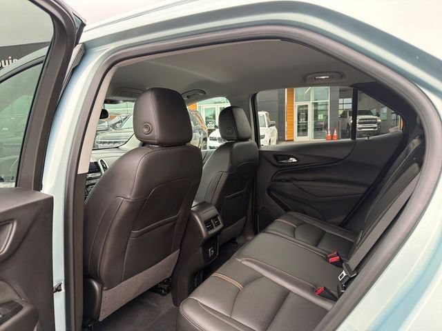 Used 2022 Chevrolet Equinox Premier AWD/4WD image 25