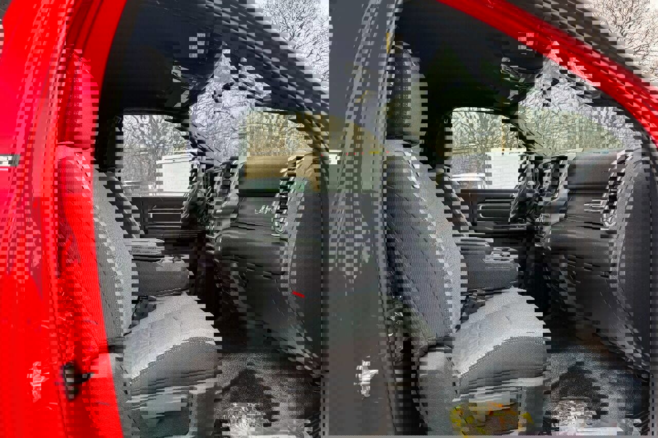 Used 2024 RAM 5500 SLT w/ Quick Order Package 2YG SLT image 9