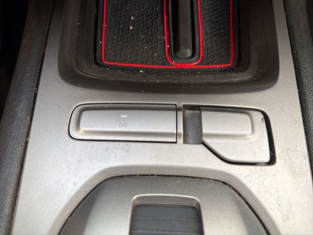 Used 2015 Chevrolet Camaro LT image 21