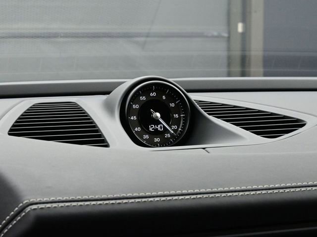 New 2025 Porsche Macan Turbo Electric image 12