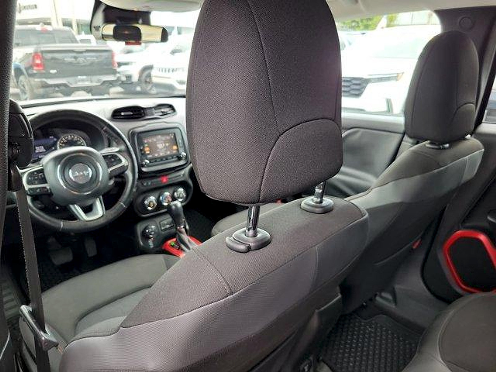 Certified 2017 Jeep Renegade Trailhawk AWD/4WD image 15