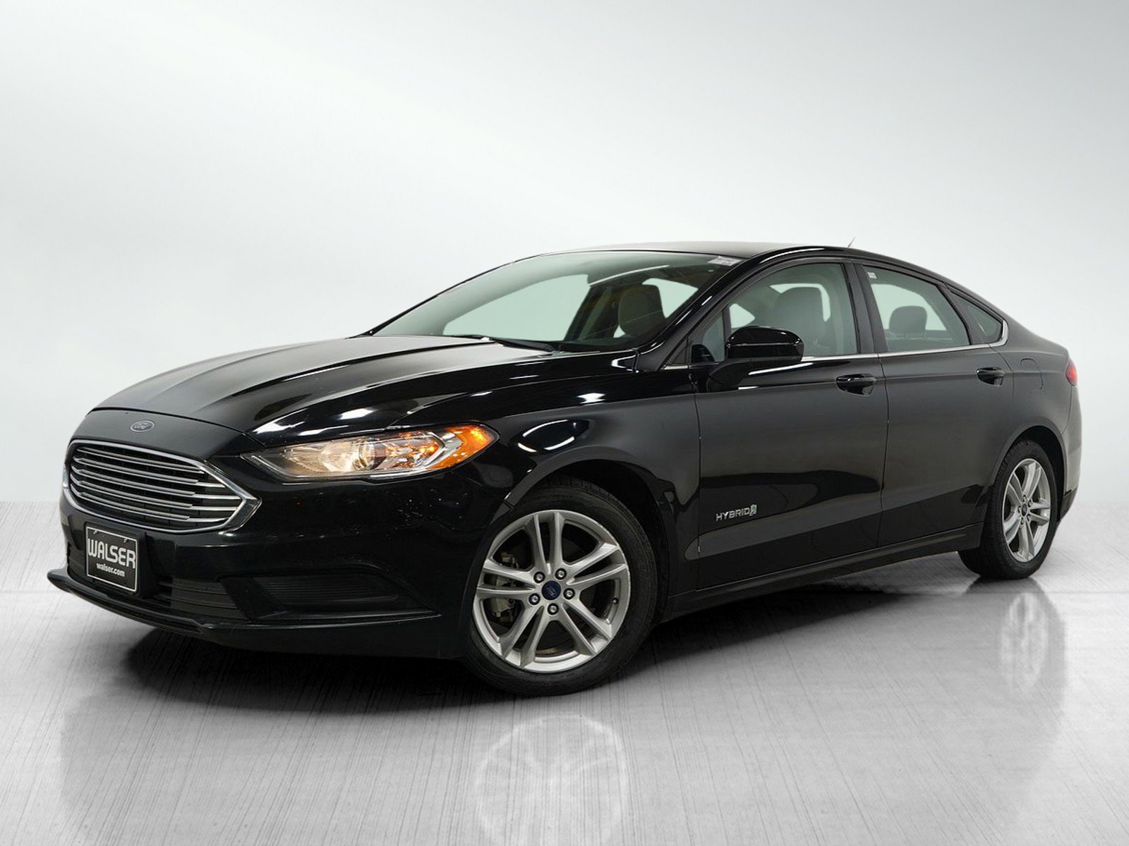 Used 2018 Ford Fusion S image 1