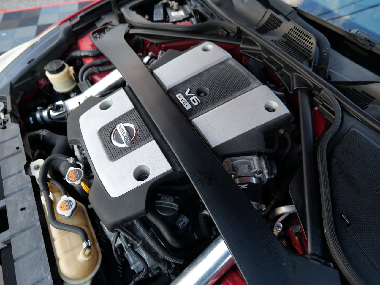 Used 2017 Nissan 370Z Coupe image 54