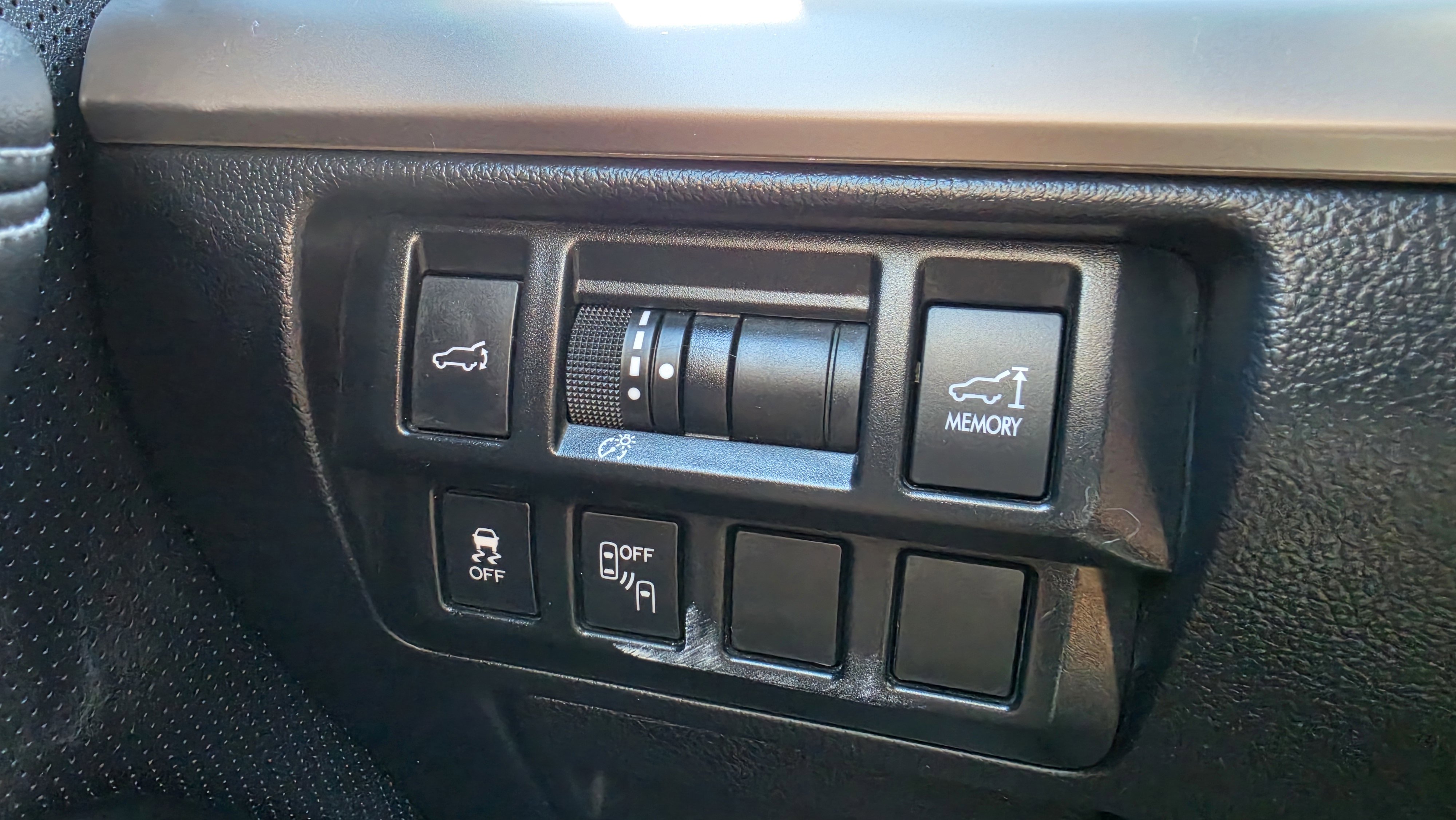 Used 2017 Subaru Outback 2.5i Limited AWD/4WD image 39