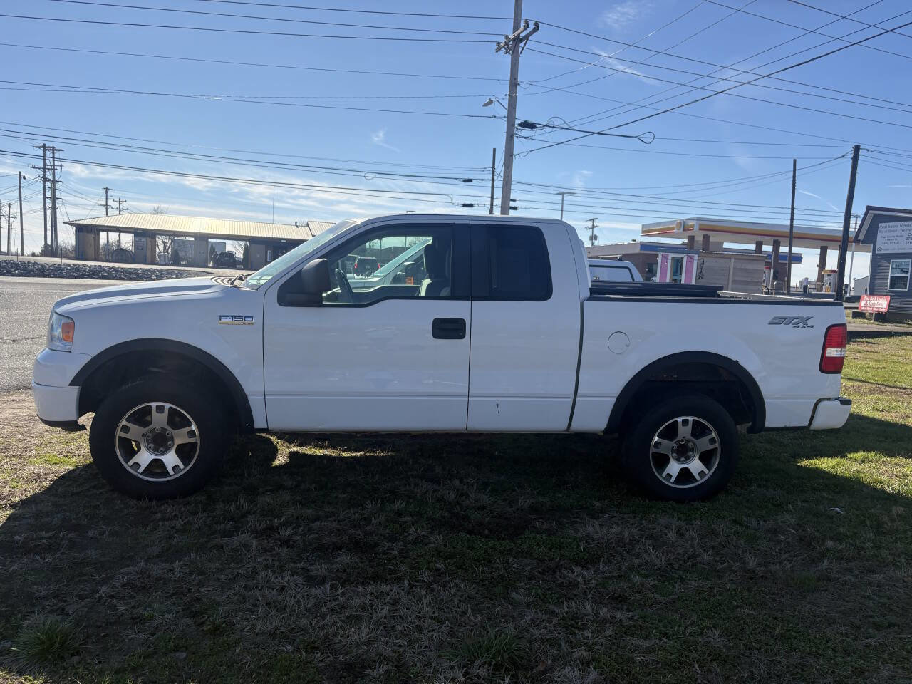 Used 2007 Ford F150 STX AWD/4WD image 2