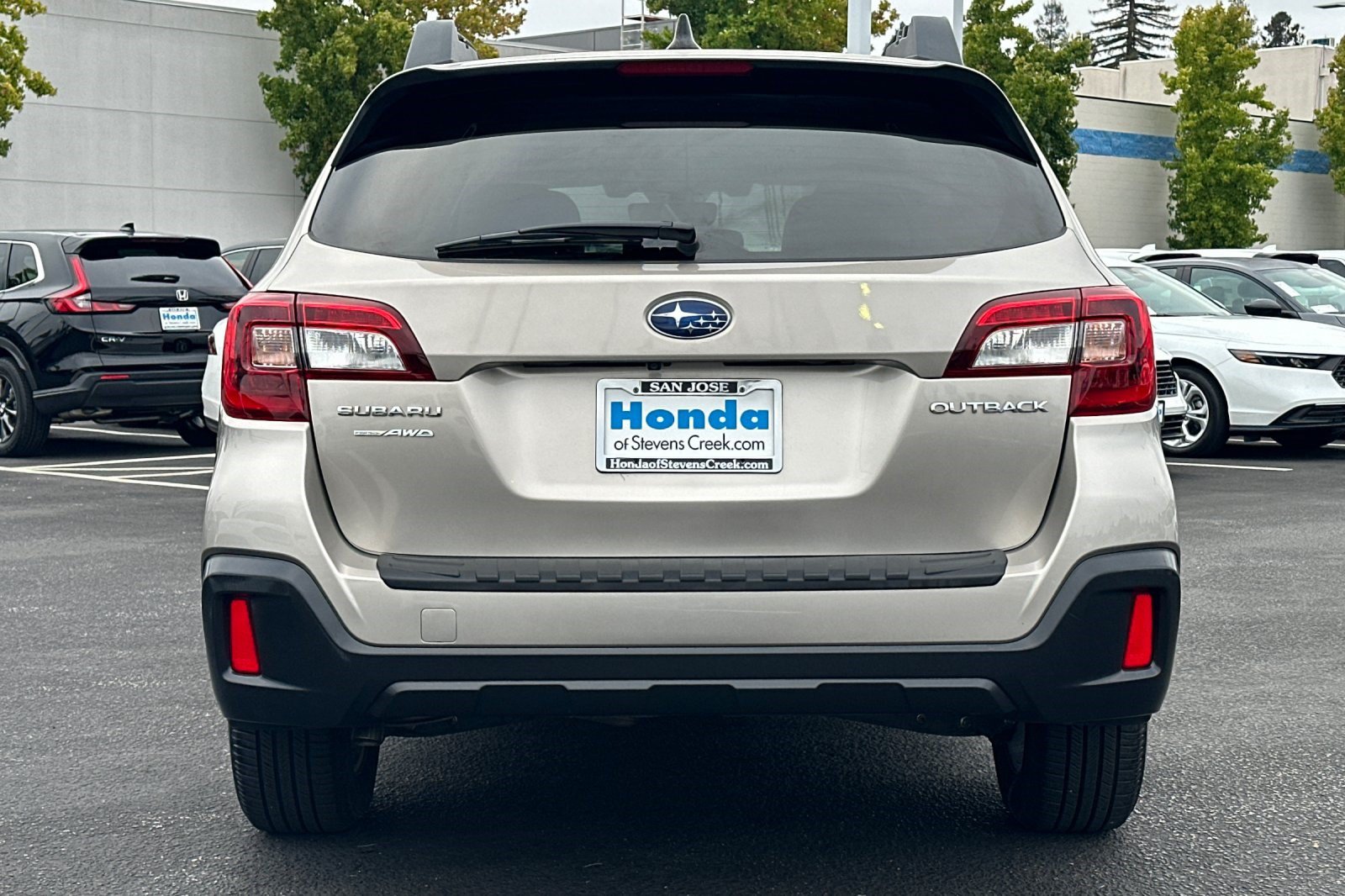 Used 2019 Subaru Outback 2.5i Premium w/ Popular Package #2 AWD/4WD image 9