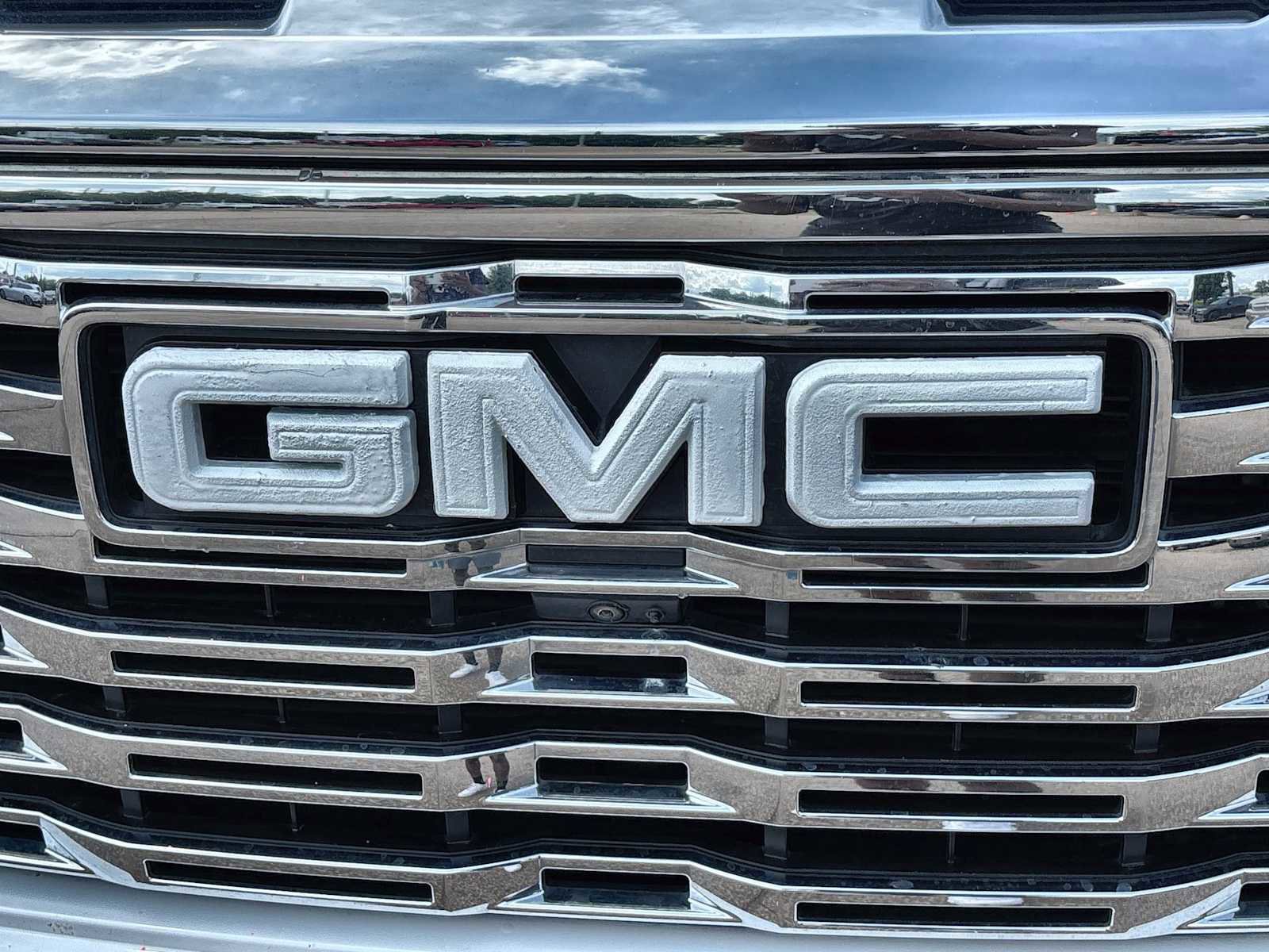 Used 2022 GMC Sierra 1500 Denali w/ Denali Reserve Package AWD/4WD image 16