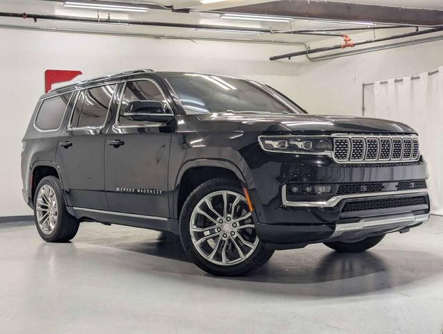 Used 2022 Jeep Grand Wagoneer Series II w/ Premium Group II image 2