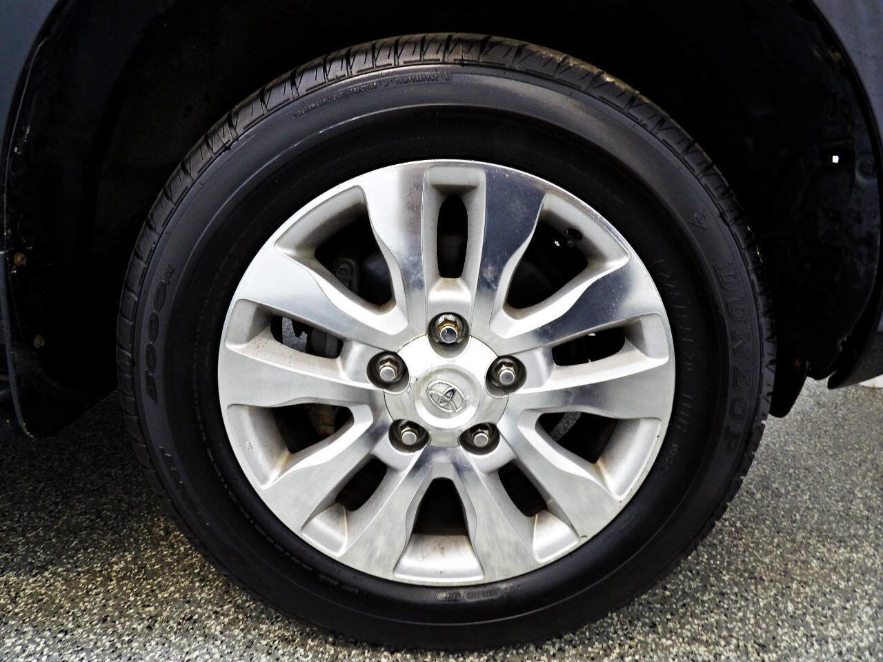 Used 2012 Toyota Sequoia Platinum AWD/4WD image 24