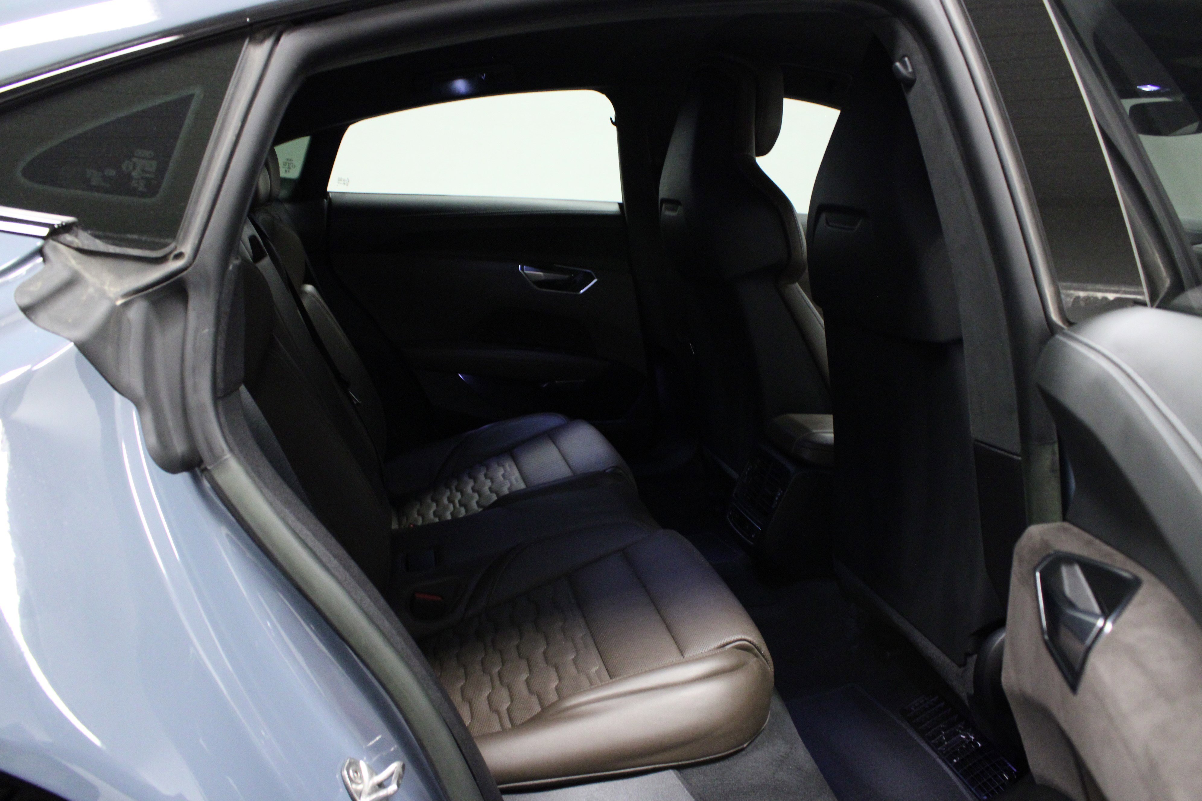 Used 2023 Audi RS e-tron GT w/ Carbon Performance Package image 14