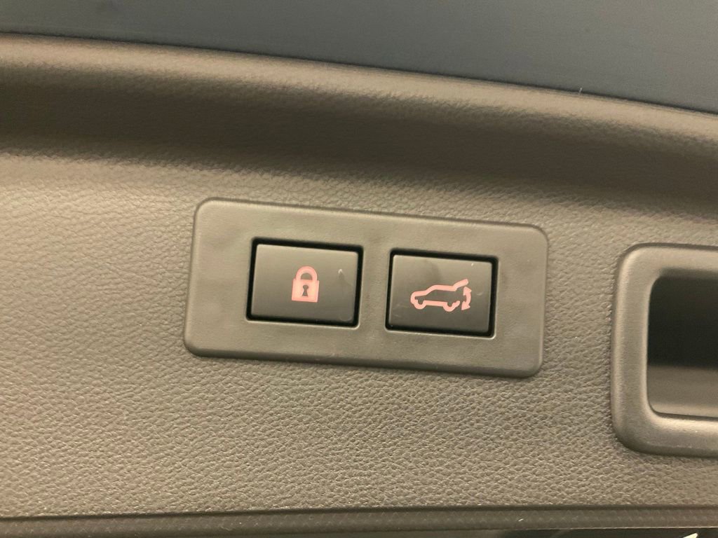 Certified 2023 Subaru Forester Limited image 40