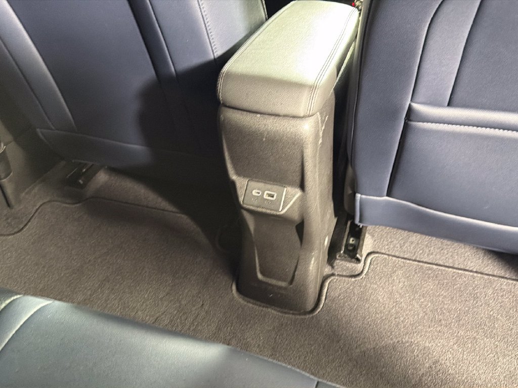 Certified 2023 Chevrolet Bolt EUV Premier FWD image 31