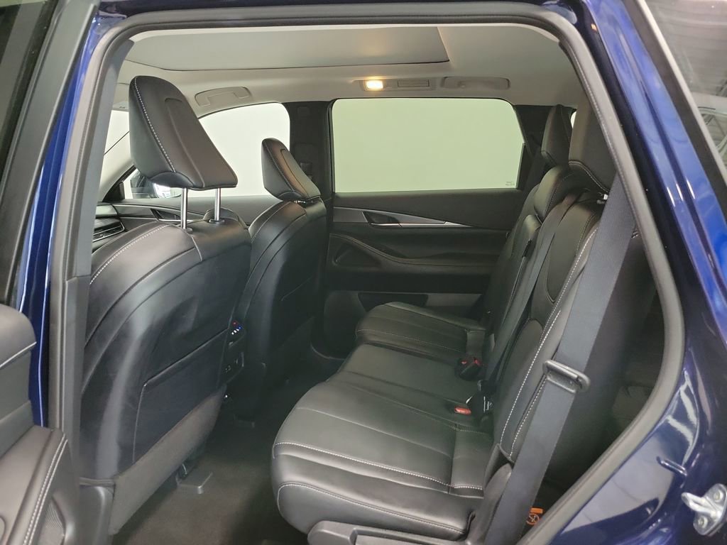 Used 2024 INFINITI QX60 Luxe image 4