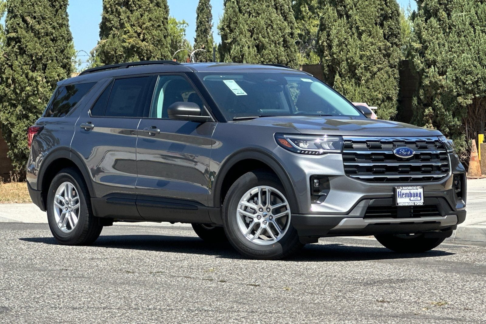 New 2026 Ford Explorer Active w/ Active Comfort Package RWD video 2