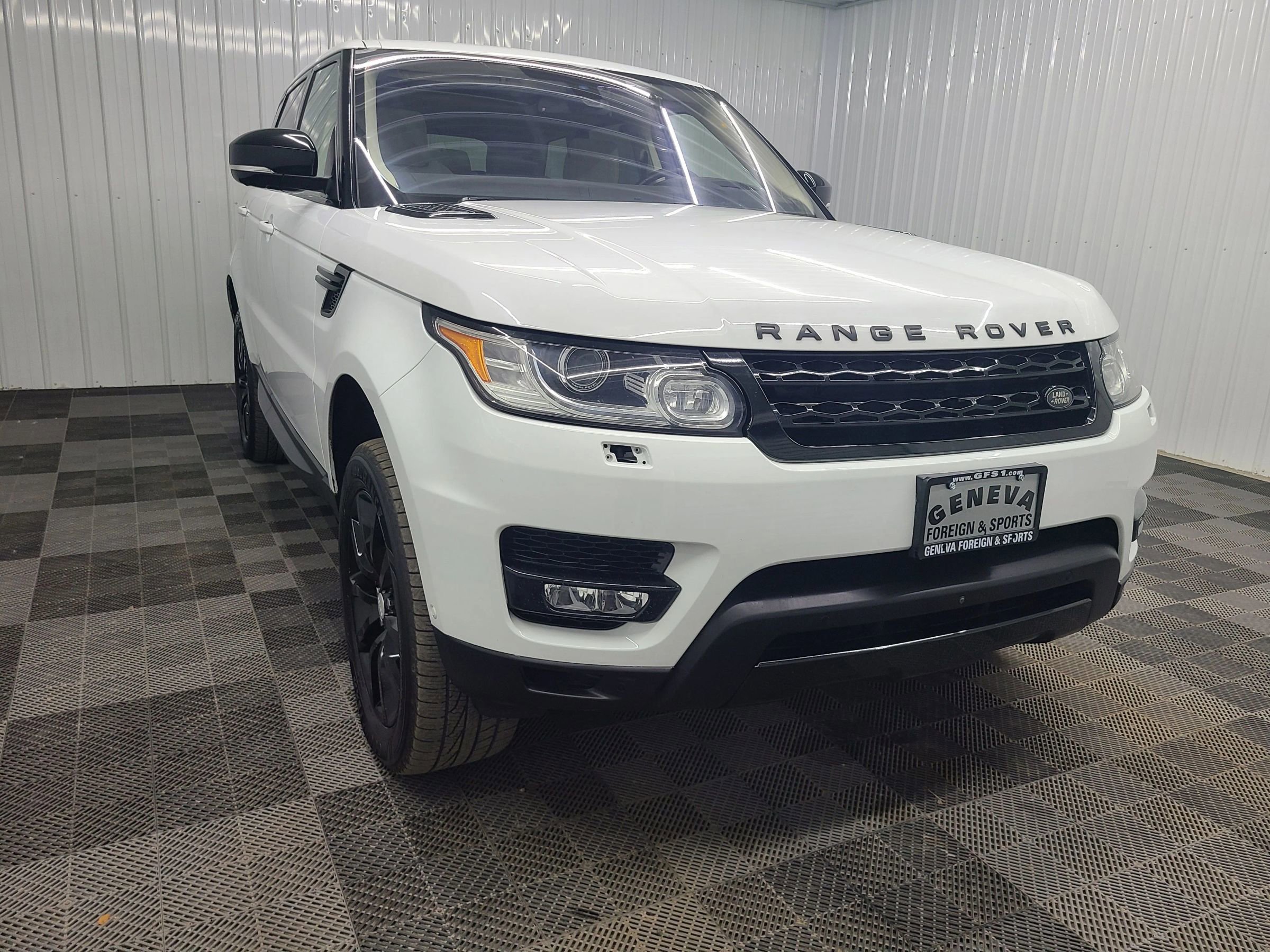 Used 2016 Land Rover Range Rover Sport Supercharged image 13