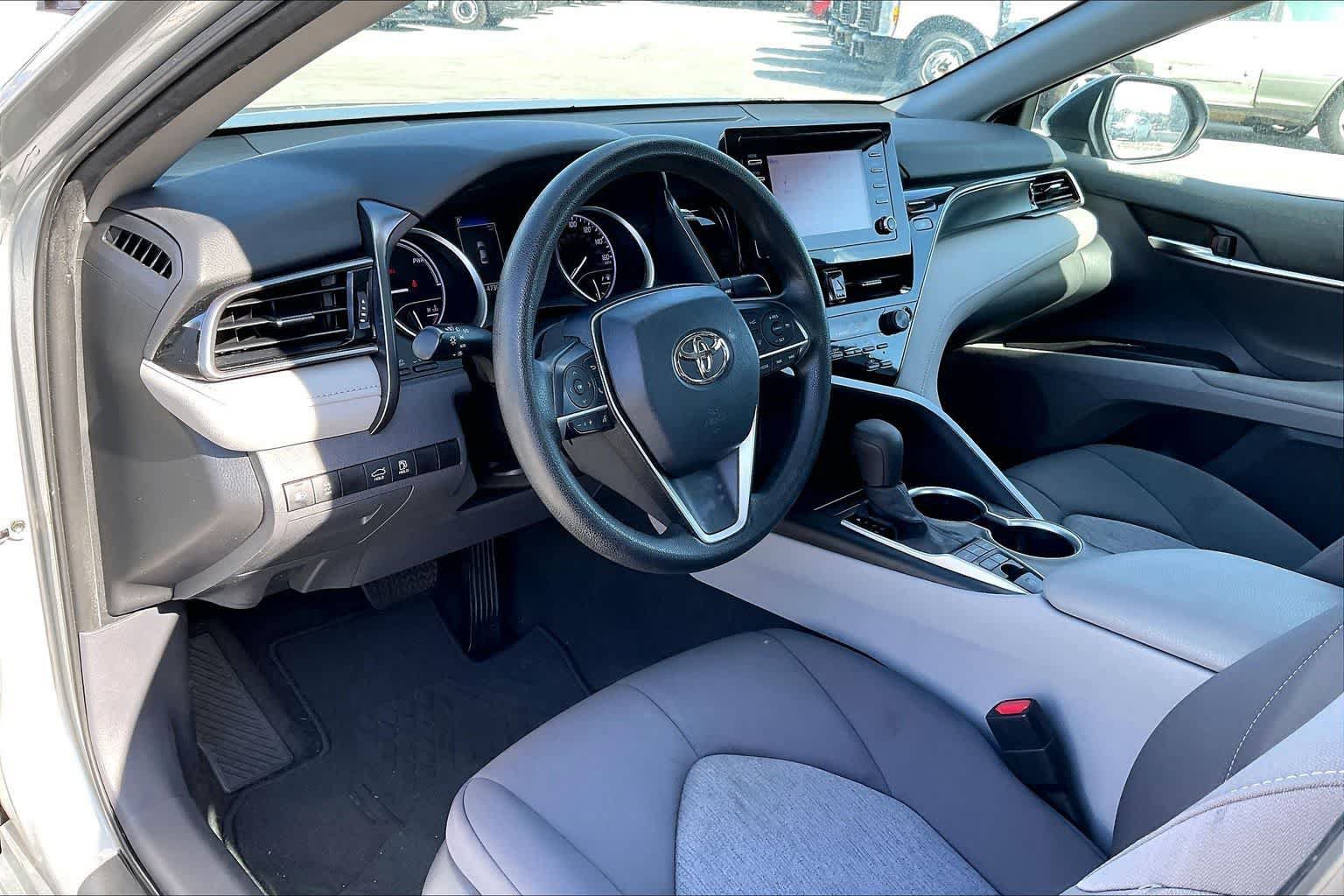 Used 2021 Toyota Camry LE FWD video 2