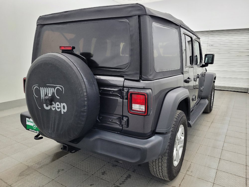 Used 2018 Jeep Wrangler Unlimited Sport S AWD/4WD image 9