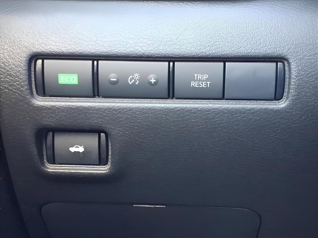 Used 2023 Nissan Sentra SV image 12