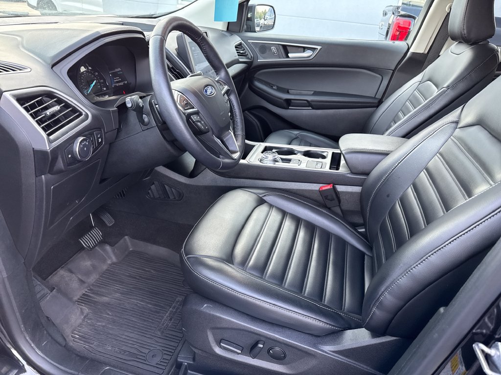 Used 2024 Ford Edge SEL w/ Convenience Package AWD/4WD image 13