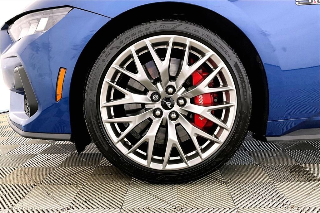 Used 2024 Ford Mustang GT Premium image 8