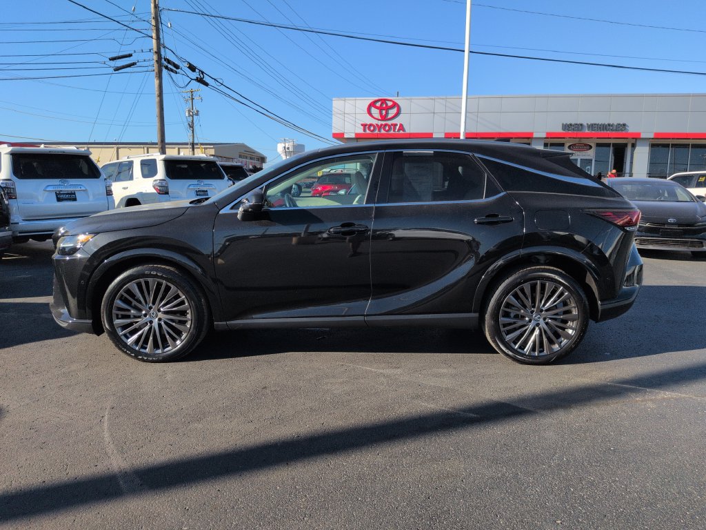 Used 2024 Lexus RX 350 w/ Convenience Package AWD/4WD image 2