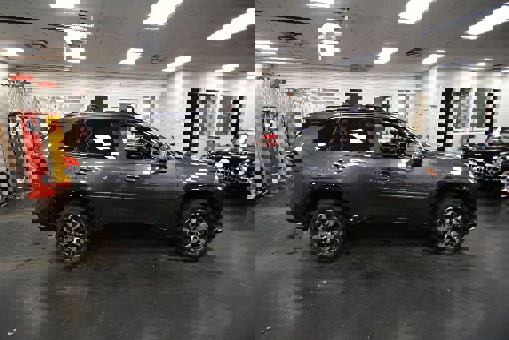 Certified 2023 Toyota RAV4 SE image 8