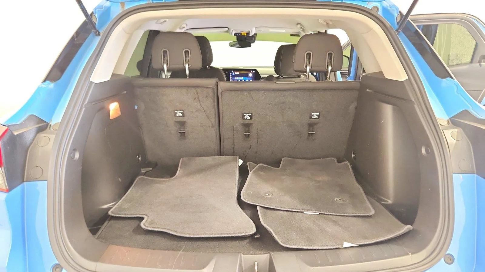 Used 2024 Chevrolet TrailBlazer LT w/ LT Cold Weather Package FWD image 44