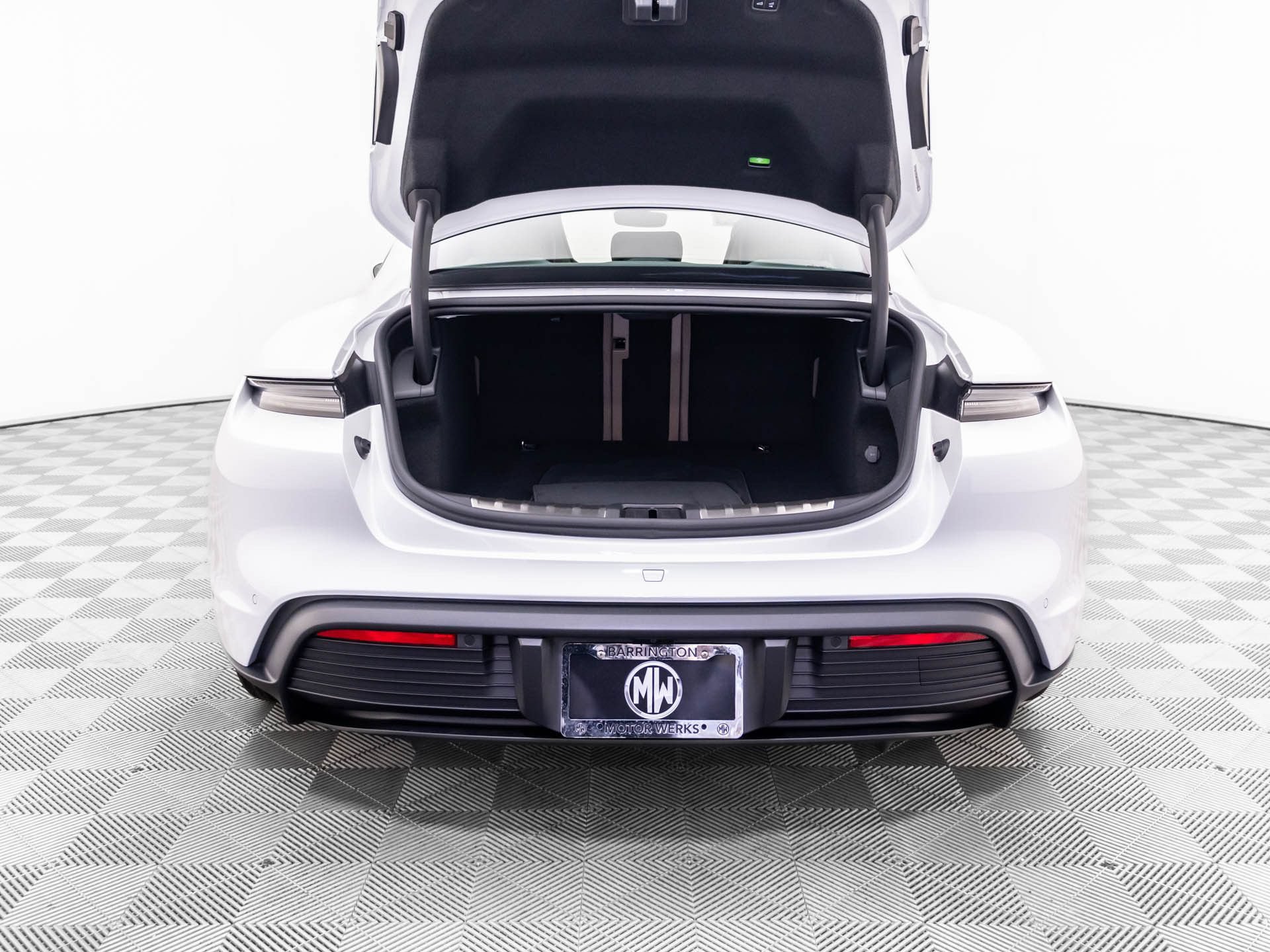 New 2026 Porsche Taycan AWD/4WD image 30