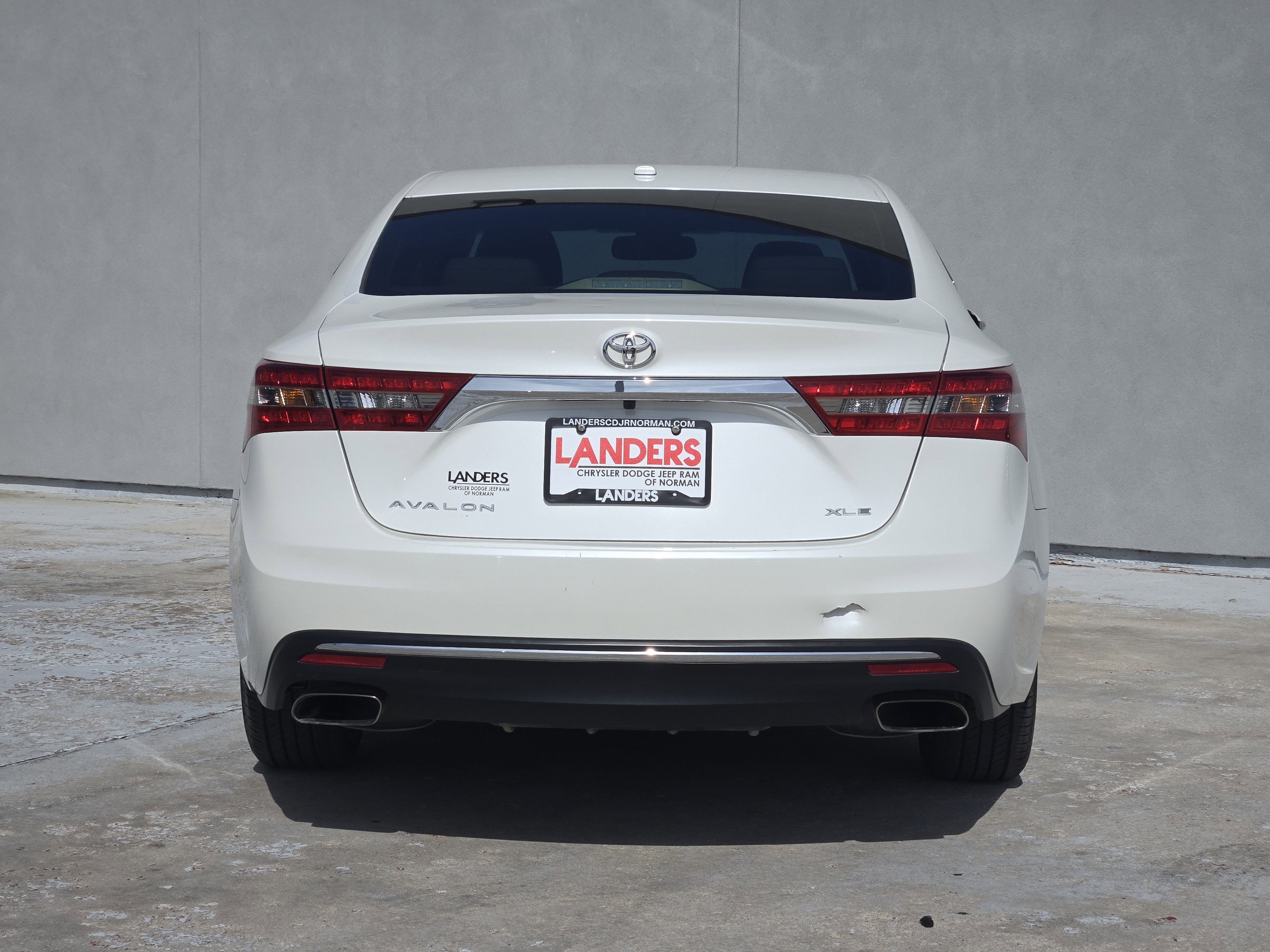 Used 2018 Toyota Avalon XLE Premium FWD image 6