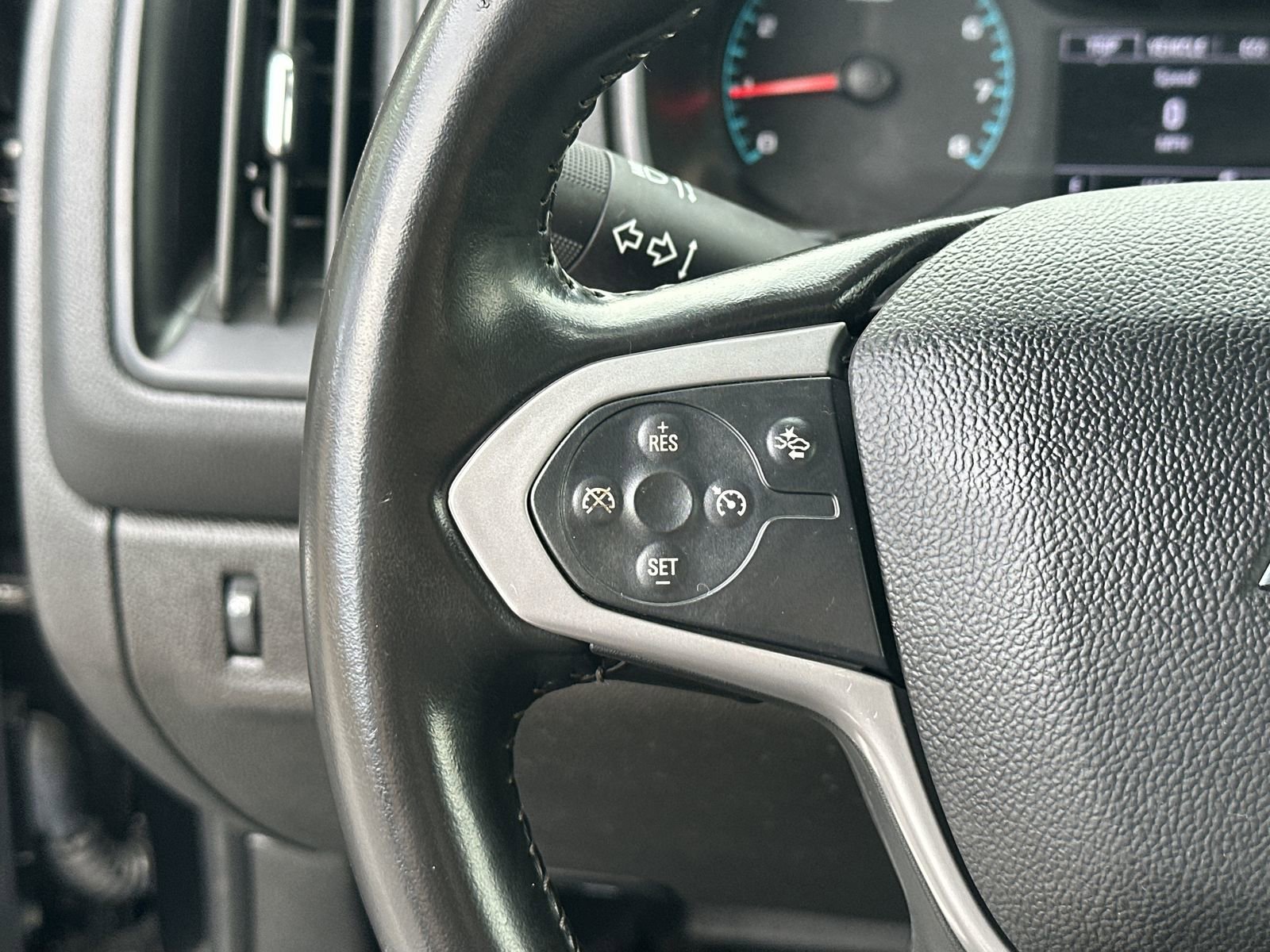 Used 2022 Chevrolet Colorado LT w/ Fleet Safety Package image 20