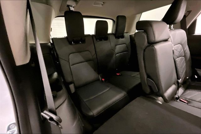 New 2025 Nissan Pathfinder Platinum w/ Lighting Package (N93) AWD/4WD image 34