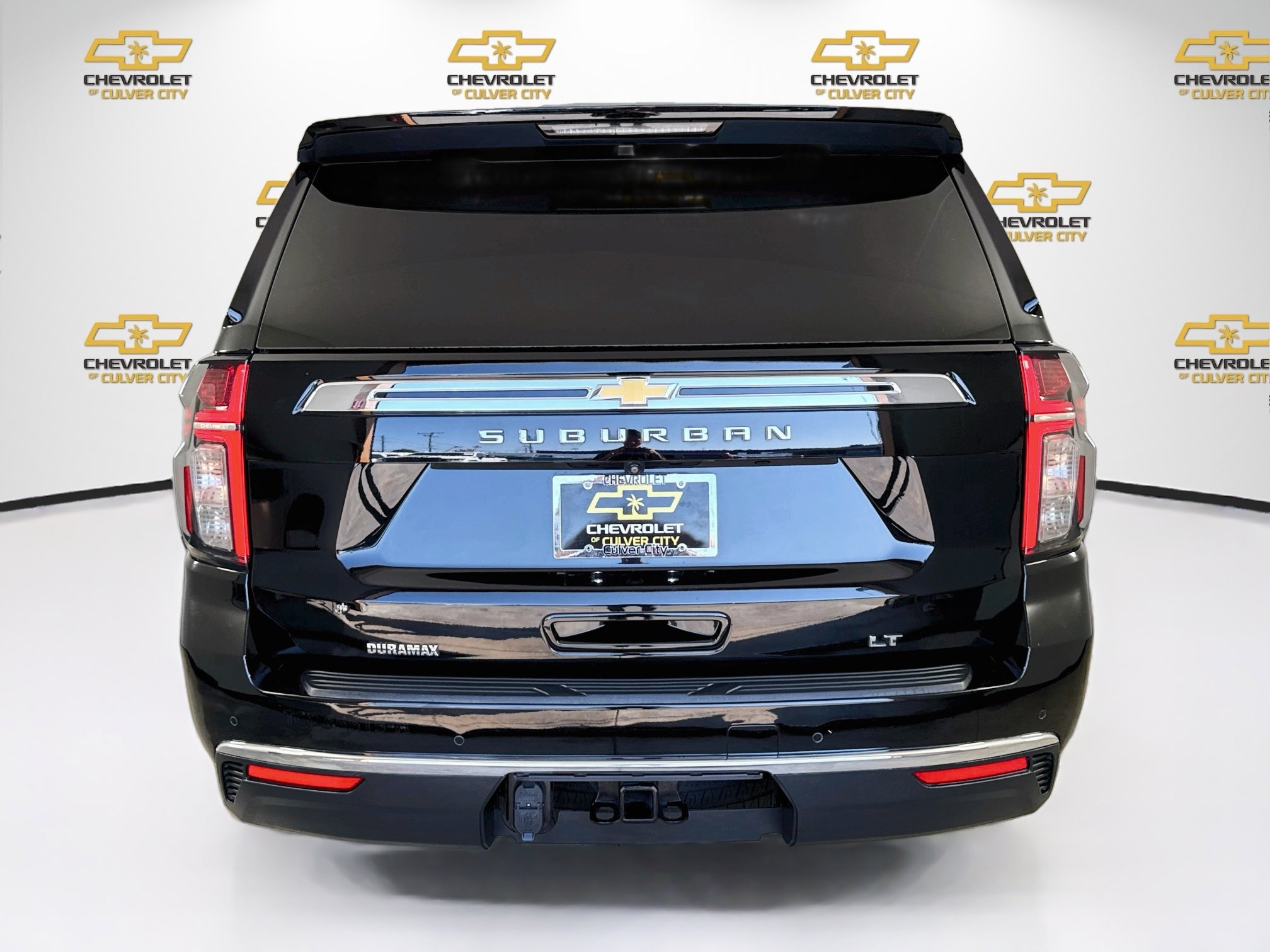 Used 2024 Chevrolet Suburban LT RWD image 7