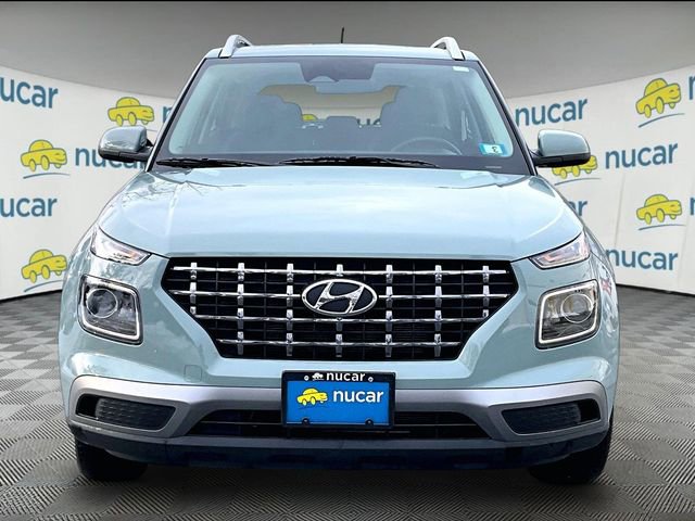 Used 2025 Hyundai Venue SEL image 3
