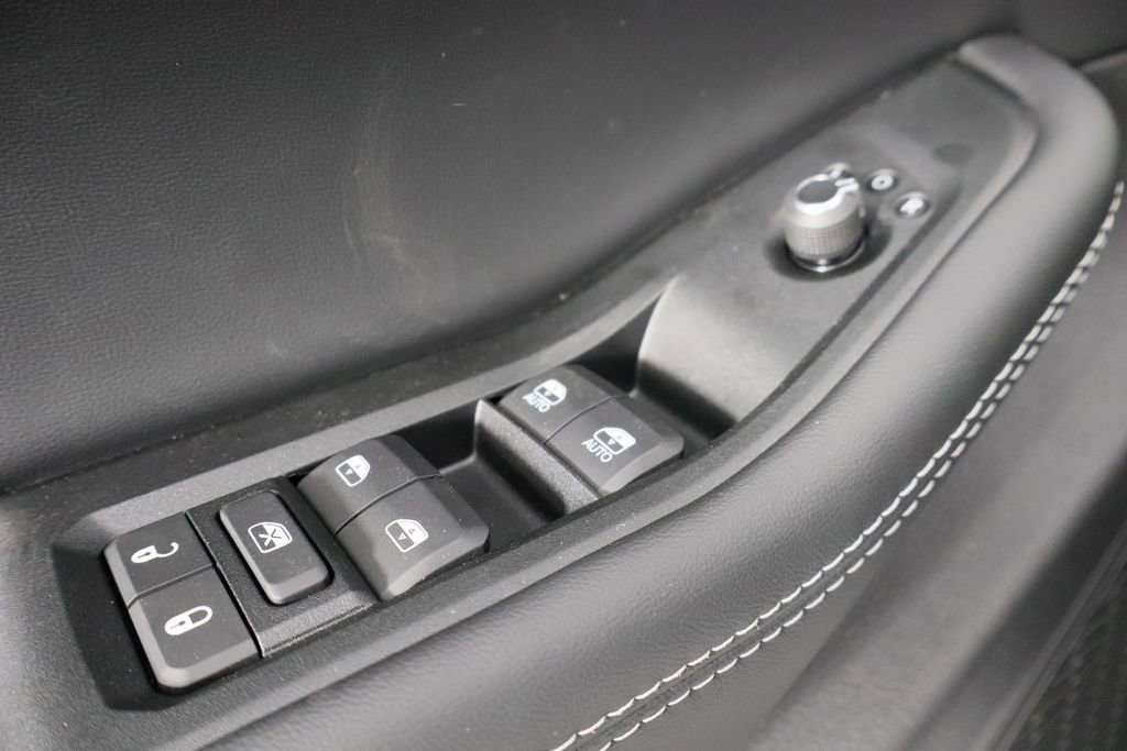 New 2025 Jeep Grand Cherokee Limited image 22